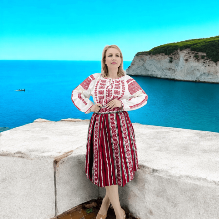 Costum Traditional Dama - Rodica [6]