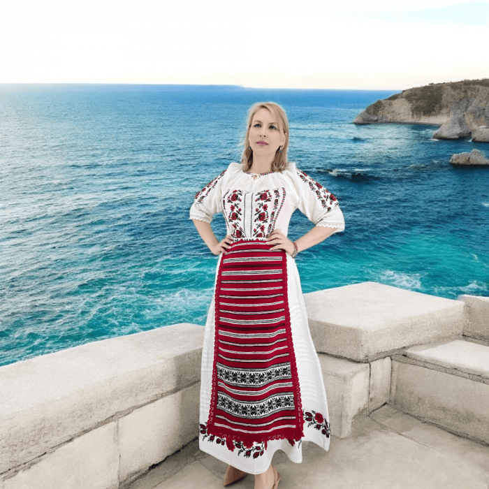 Costum traditional dama Mioara [3]