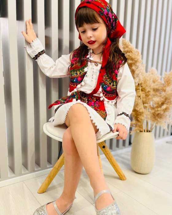 Costum Traditional Fetite 0-12 luni [2]