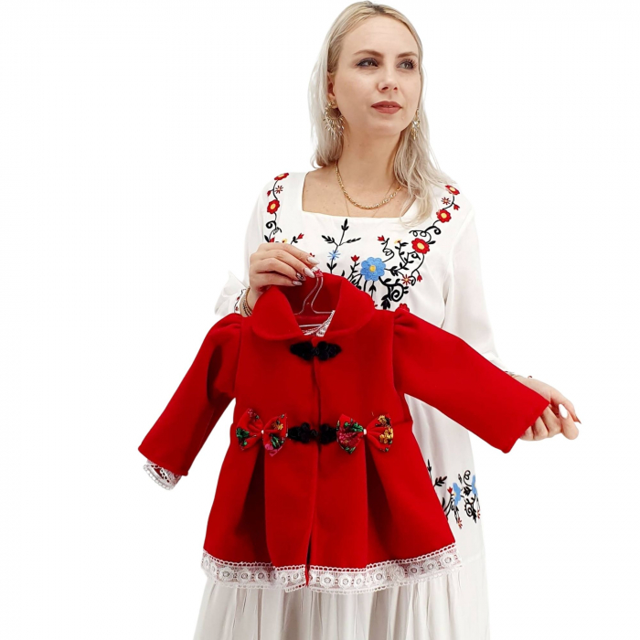 Costum traditional fetite bianca 8