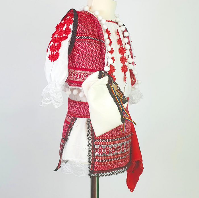 Costum Traditional Fetite Catalina 4 [2]