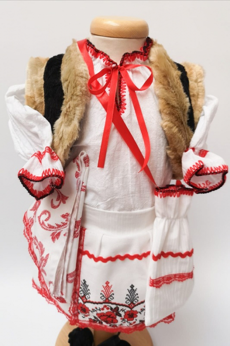 Костюм за момичета Марита 3 [4]
