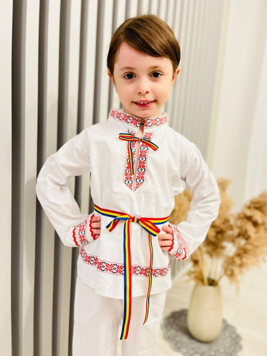 Costum Traditional pentru baieti Raul ( 1-6 ani ) [3]
