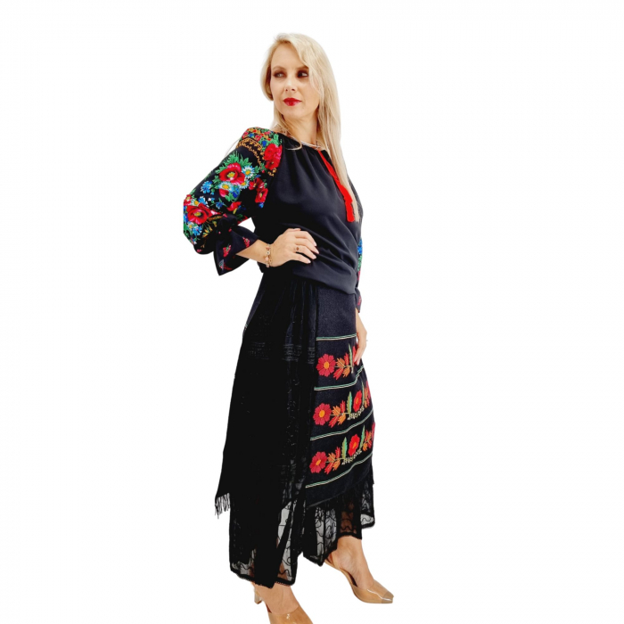 Fote cu broderie traditionala Priscila 4 [3]