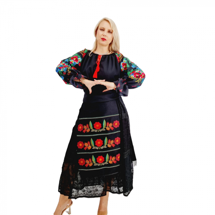 Fote cu broderie traditionala Priscila 4 [9]