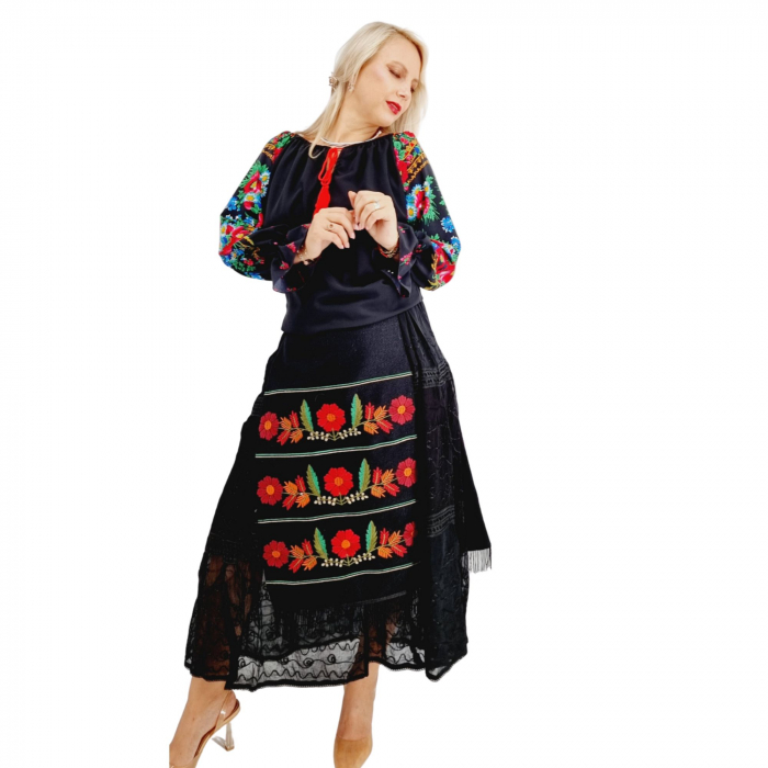 Fote cu broderie traditionala Priscila 4 [11]