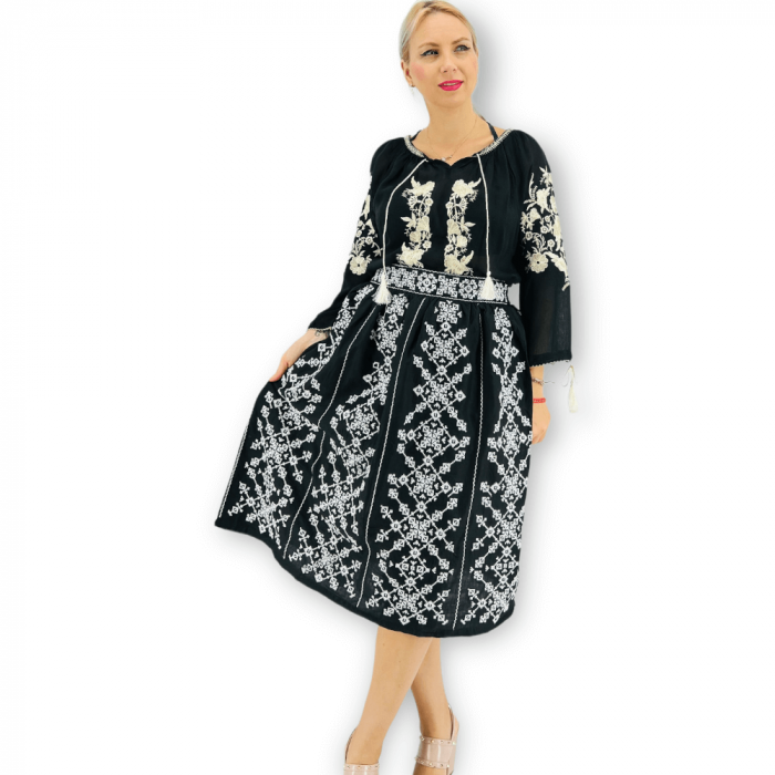 Fusta traditionala Paraschiva [3]