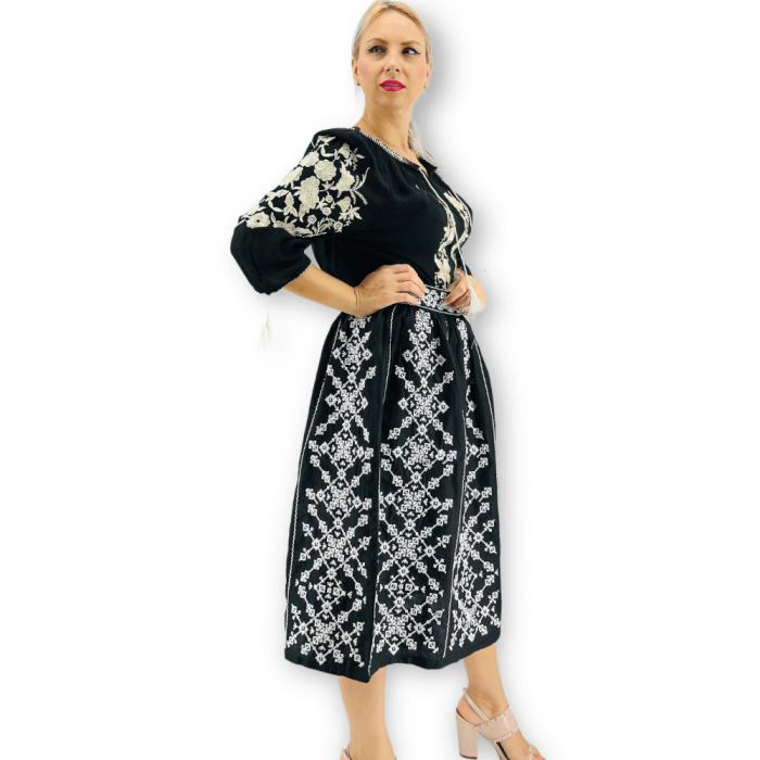 Fusta traditionala Paraschiva [2]