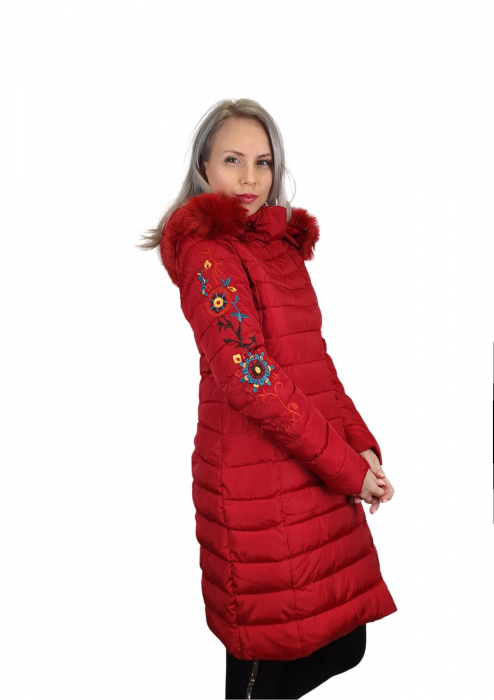 Geaca lunga cu broderie - rosu