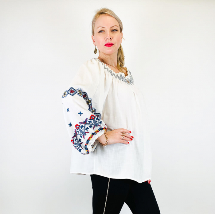 Ie Traditionala Anamarie [2]