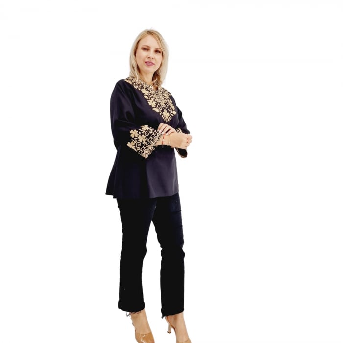 Bluza stilizata traditional cu broderie Claudia [2]
