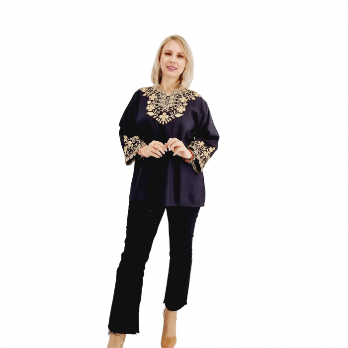 Bluza stilizata traditional cu broderie Claudia [4]