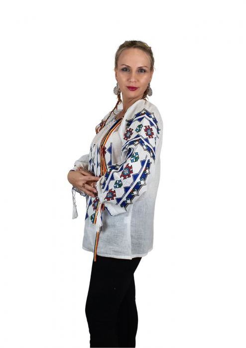 Ie Traditionala Cecilie [3]