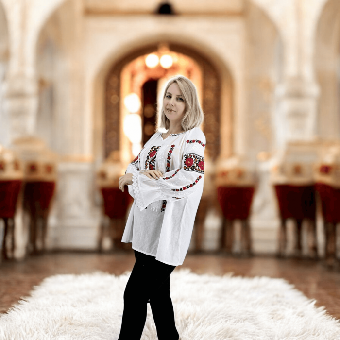 Ie Traditionala Cezarina 4 [4]