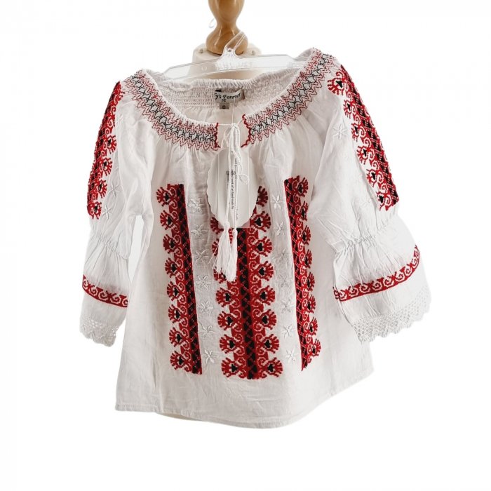 Ie traditionala fetite bianca 3