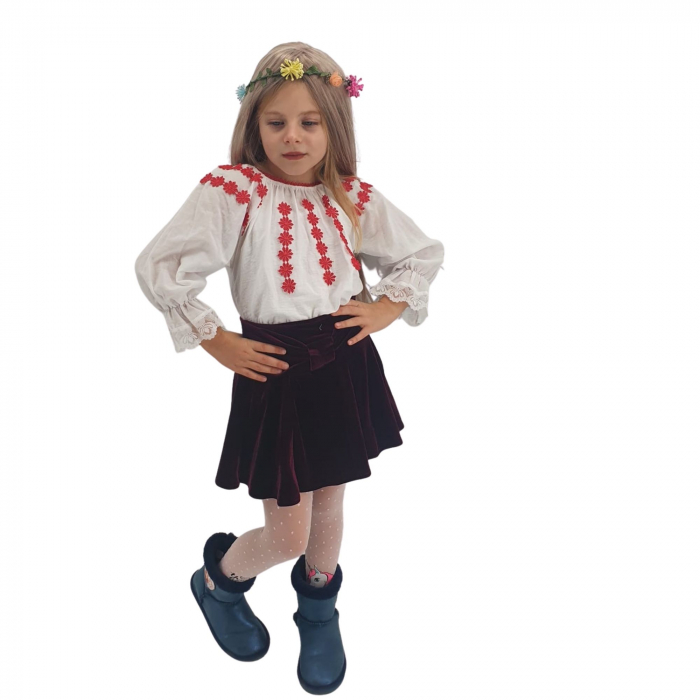 Ie traditionala fetite Floricica 4 [2]
