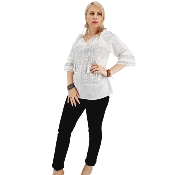 Ie traditionala Fulg de Nea 4 [6]