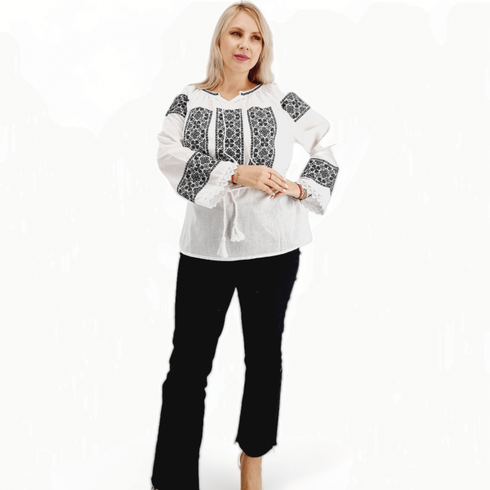 Ie Traditionala Hannah 12 [4]