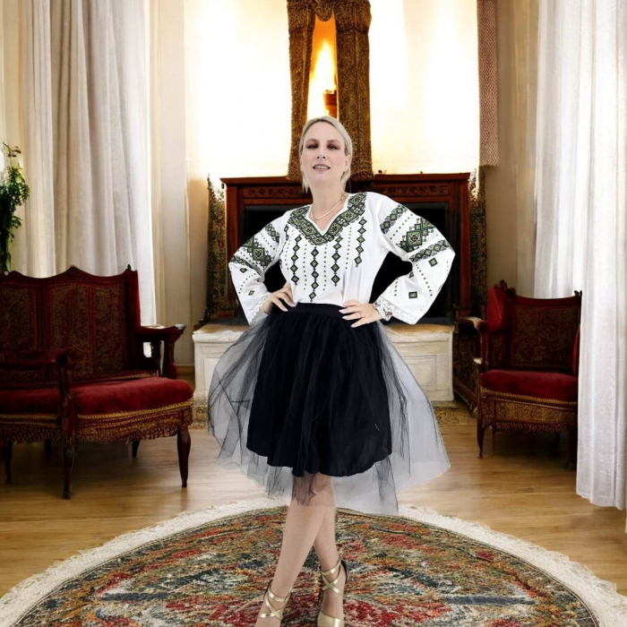 Ie traditionala Georgeta [2]