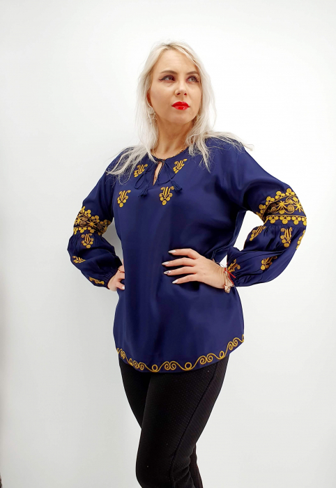 Bluza stilizata cu broderie Jeni [6]