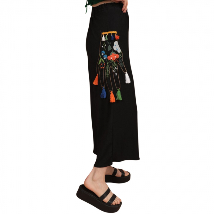 Pantaloni de vara cu broderie negri [4]