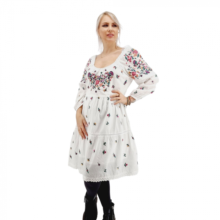 Rochie traditionala - Maximiliana 2 [11]