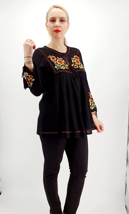Bluza stilizata traditional olivia