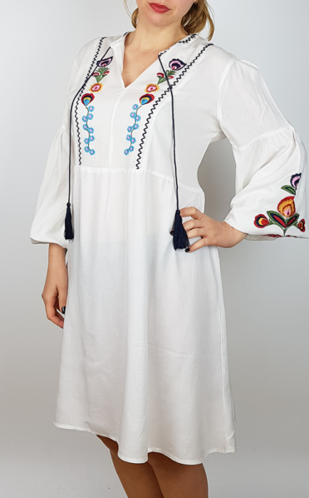 Rochie brodata ani