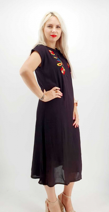 Rochie cu motive traditionale Antoaneta 4 [5]