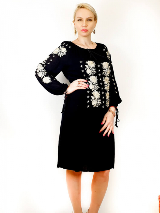 Rochie Traditionala Brodata Vali 2 [4]