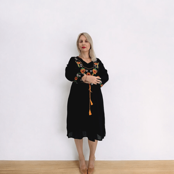 Rochie Brodata TraditiRochie Dama cu Broderie Galbena -  Melissa [6]