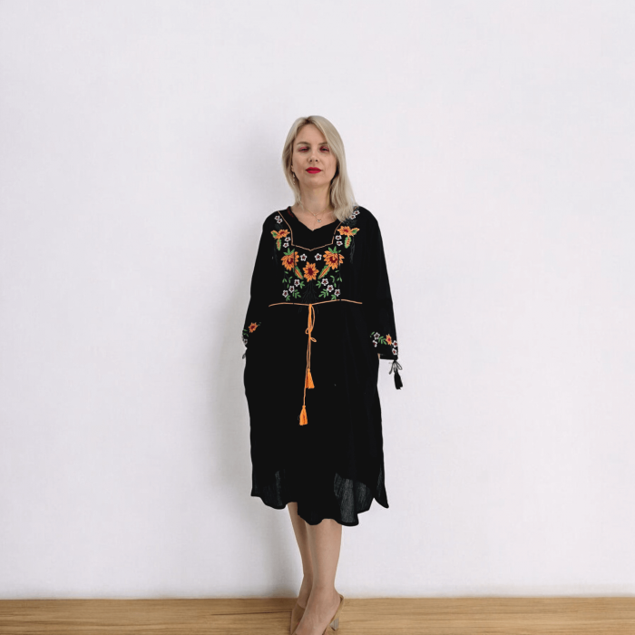 Rochie Brodata TraditiRochie Dama cu Broderie Galbena -  Melissa [7]