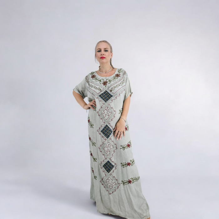 Rochie Lunga Brodata Miuta 86 [3]