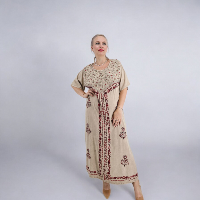 Rochie Lunga Brodata Miuta 90 [4]