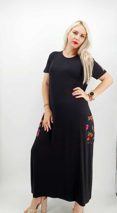 Rochie lunga de vara cu broderie duni