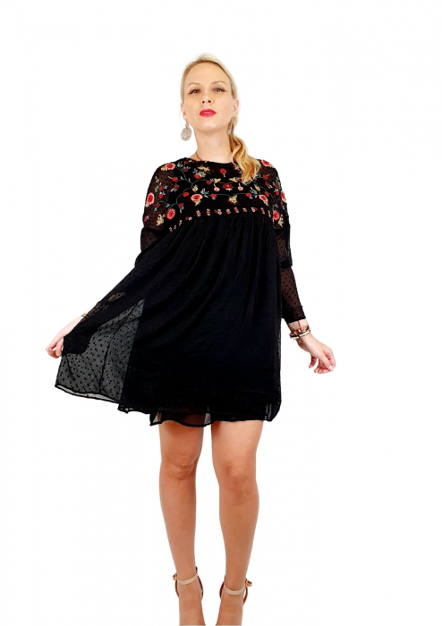 Rochie neagra moni