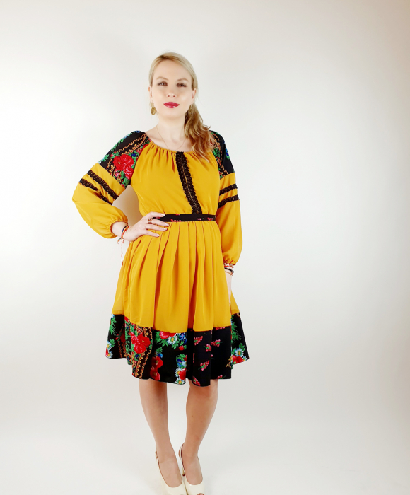 Rochie Traditionala Neta [3]