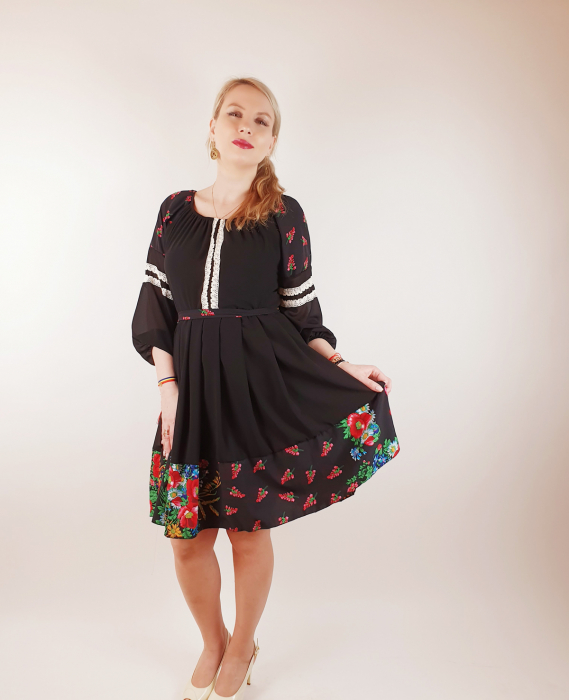 Rochie Traditionala Neta [5]