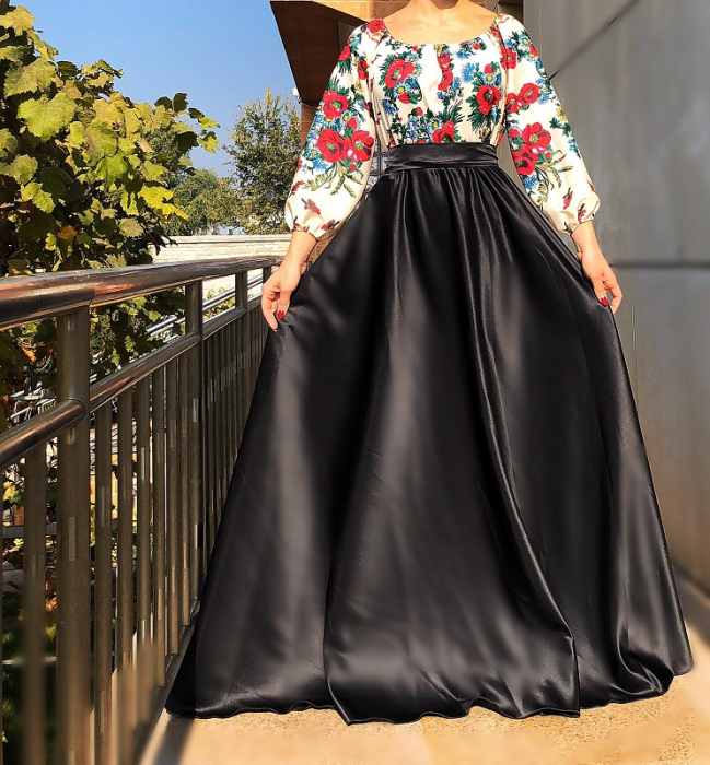 Rochie stilizata cu motive traditionale cu bujori 19