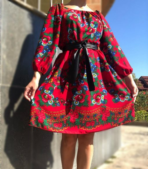 Rochie Traditionala cu bujori 4 [2]
