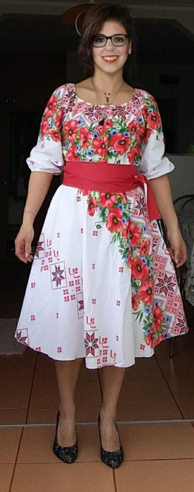 Rochie Traditionala stilizata cu maci [4]