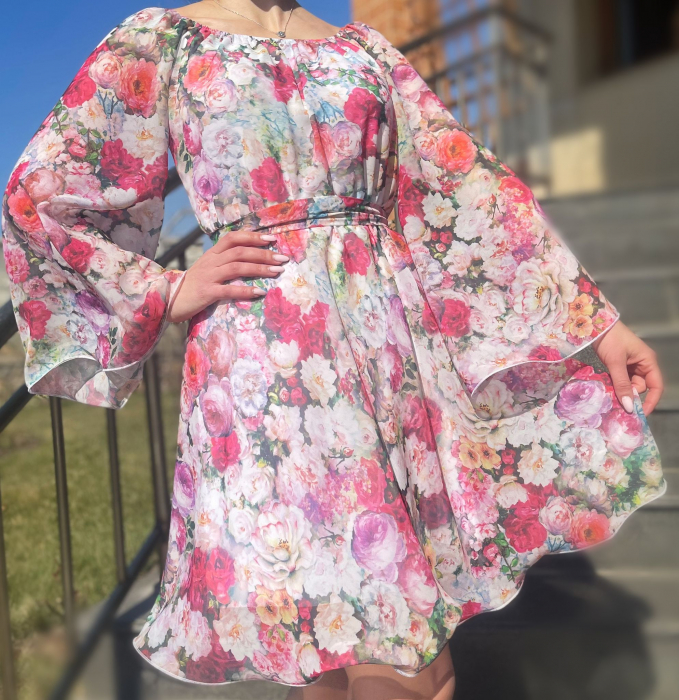 Rochie stilizata cu motive florale florinela 6