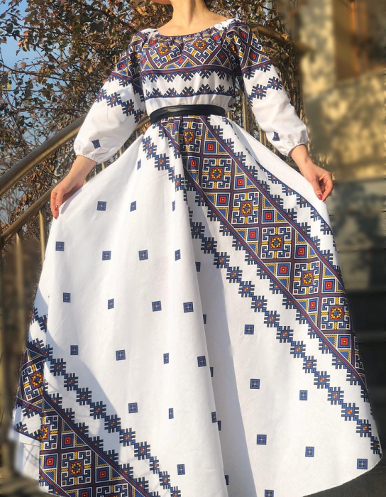 Rochie Traditionala Laura 2 [2]