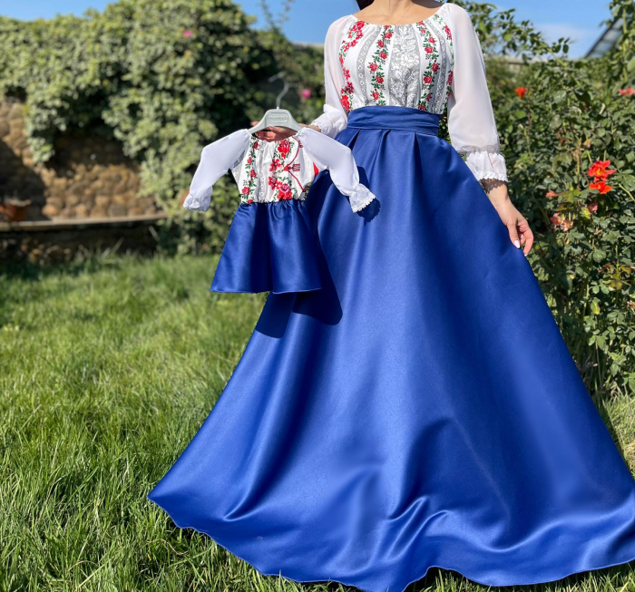 Rochie stilizata cu motive traditionale lunga Simina [2]