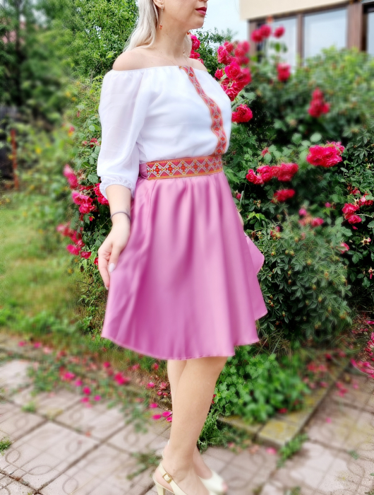 Rochie stilizata cu motive traditionale Margareta [5]