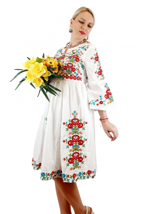 Rochie traditionala Anabela 12 [3]