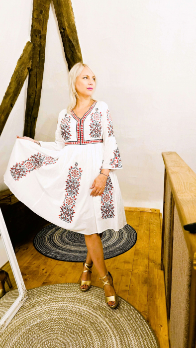 Rochie Traditionala Anabela 30 [8]