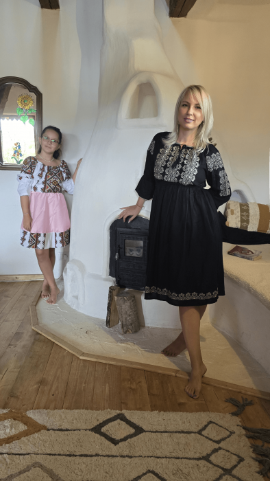 Rochie traditionala Bianca [6]