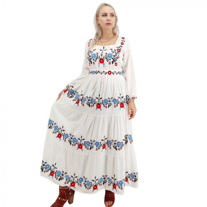 Rochie traditionala cristina 12