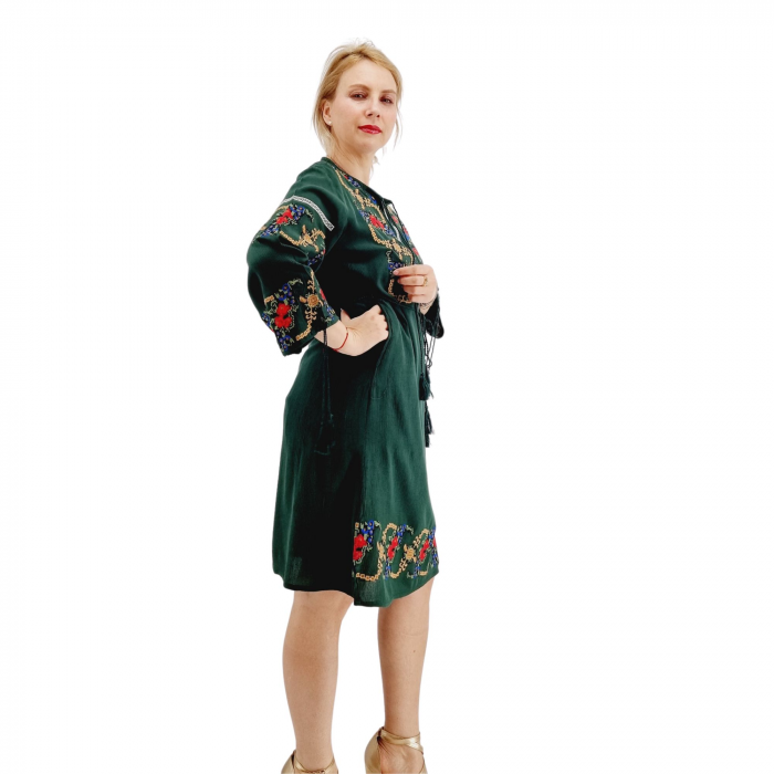 Rochie Traditionala cu broderie Lidia [2]